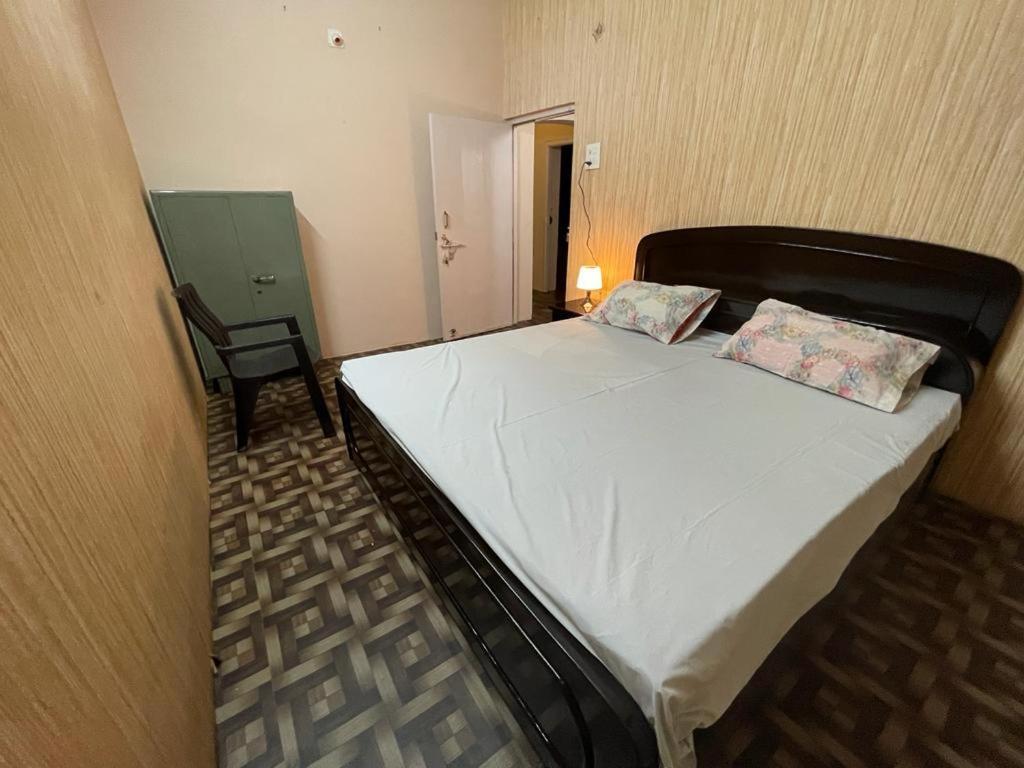 Apartment Visitors Lounge By Mmg - 2&3bhk Furnished - Rd 12 Banjara Hills