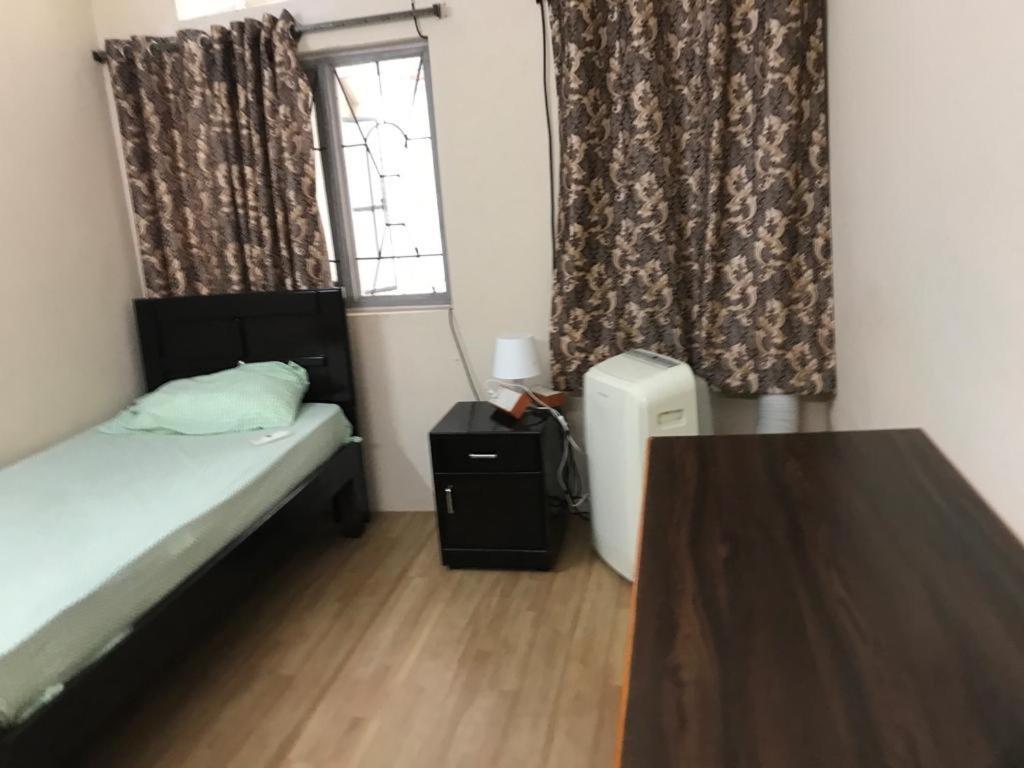 Visitors Lounge By Mmg - 2&3bhk Furnished - Rd 12 Banjara Hills Hyderabad